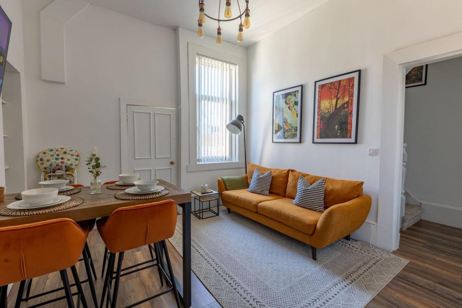Spacious 3 Bedroom Home In Glasgow - Free Parking Esterno foto